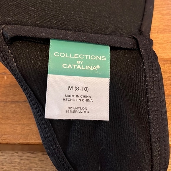 𝅺catalina bikini top, black, size medium (8-10, like new - Picture 5 of 5